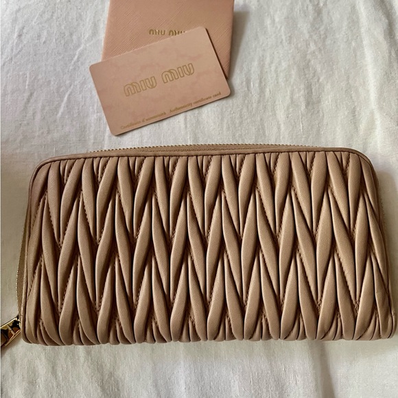 MIU MIU leather wallet - Picture 5 of 5